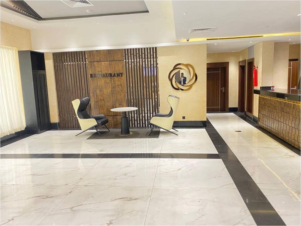 Gravity Hotels By Ace Owerri Exterior photo